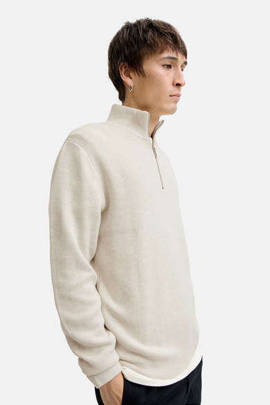 Witte coltrui van PREMIUM by JACK & JONES, met ritssluiting en ribgebreide textuur.