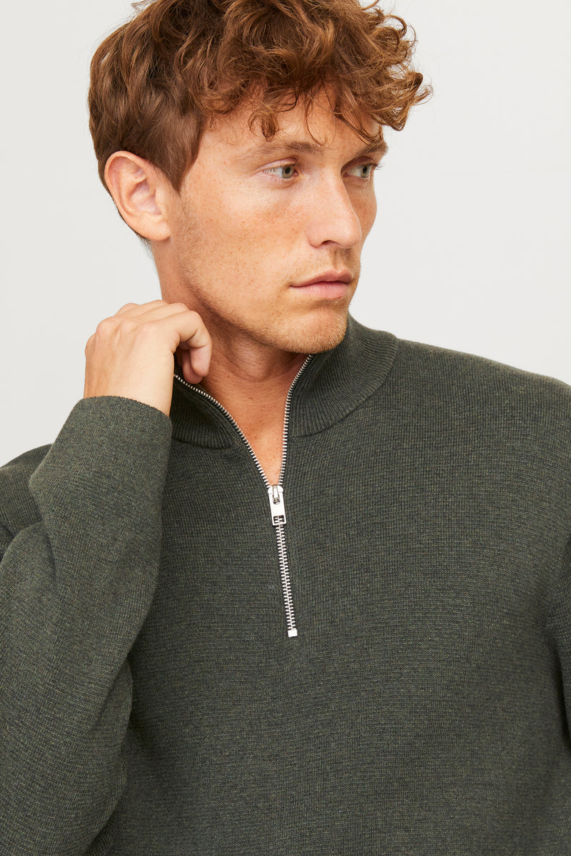 Pull met rolkraag - bruin