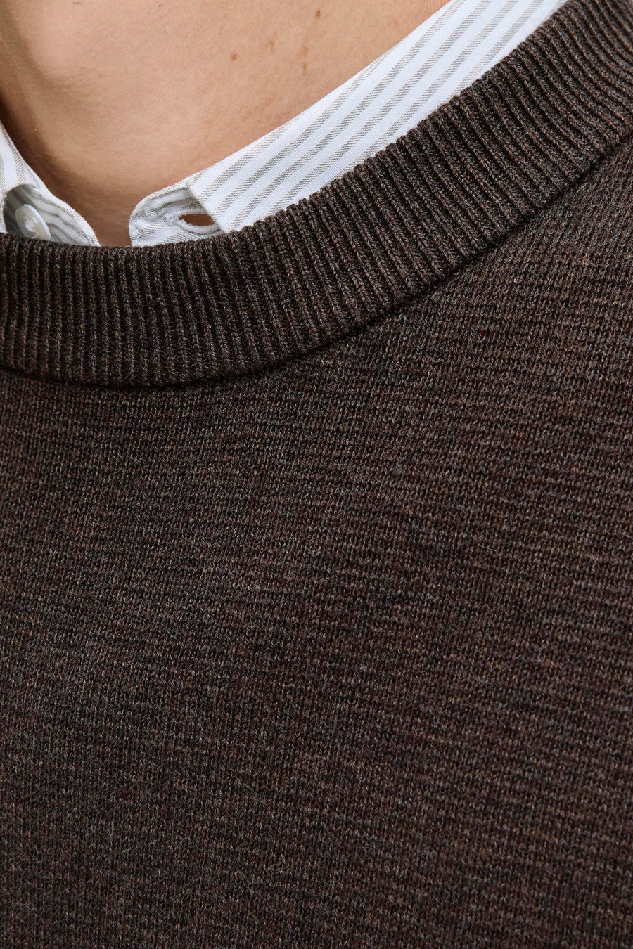 Pull col O - brun