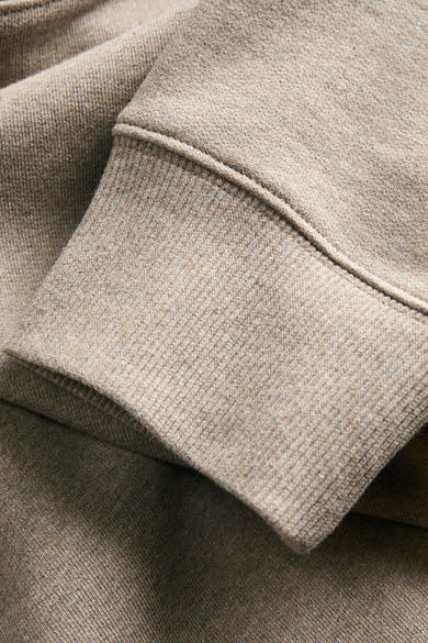 Beige sweater van PREMIUM by JACK & JONES, gebreide textuur, geribbelde details bij de pols.