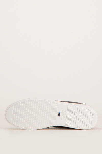 Witte sneakerzool van JACK & JONES, met groefpatroon.