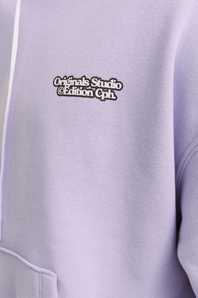 Paarse hoodie van Originals by Jack & Jones met geborduurd logo op de voorkant.