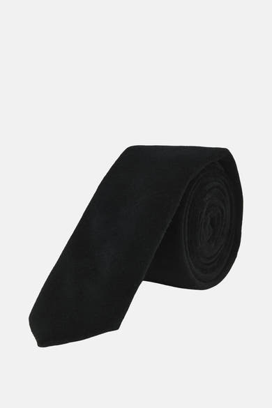 Zwarte stropdas van ACCESSORIES BY JACK & JONES, opgerold, met een zachte textuur.