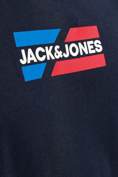 Blauw T-shirt met korte mouwen van JACK & JONES, met een rode en blauwe logoprint op de voorkant.