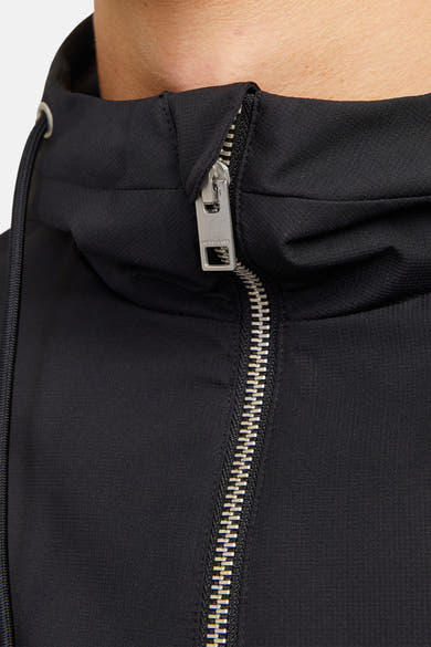 Zwarte regenjas van Originals by Jack & Jones met zilveren ritssluiting en trekkoord.