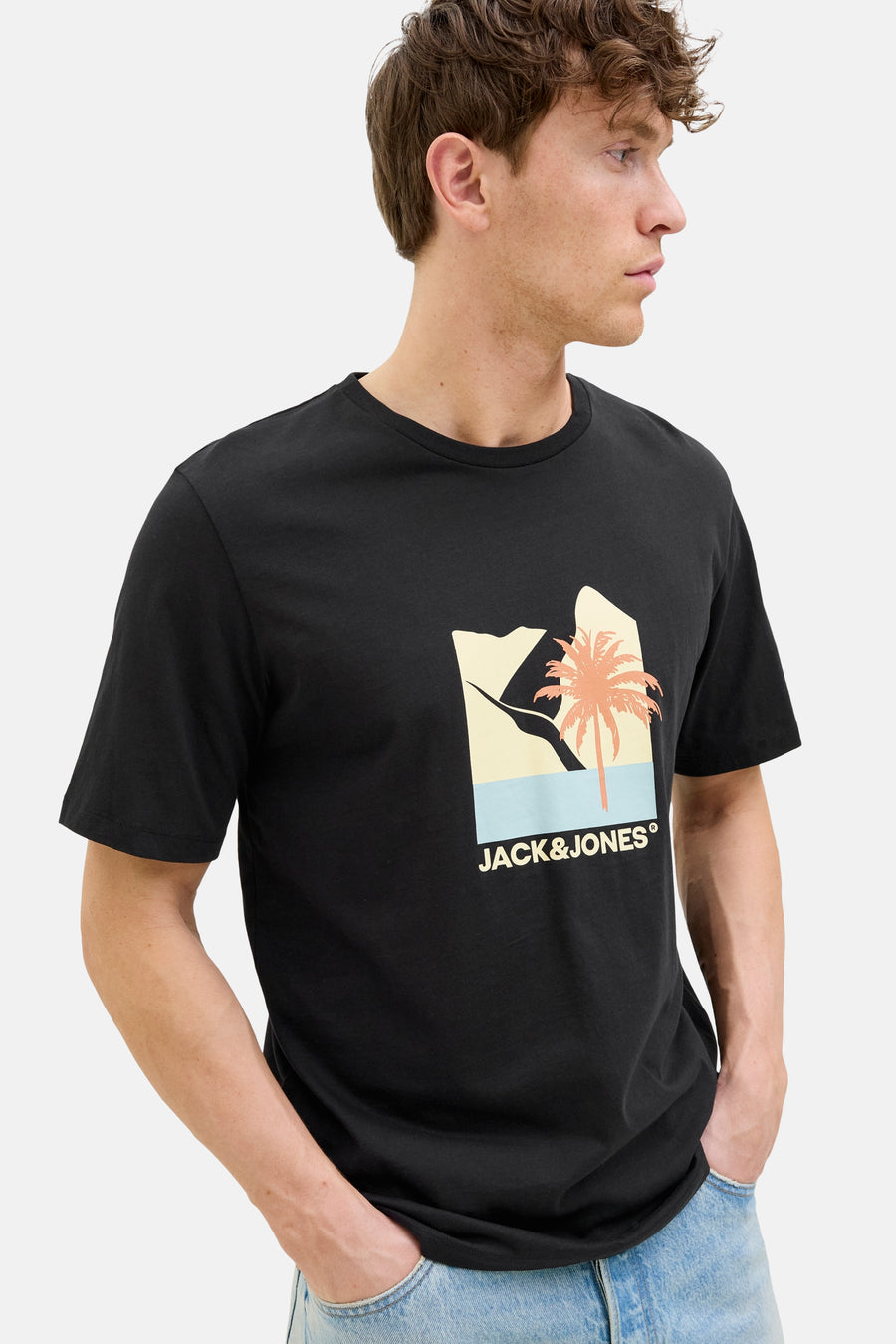 T-shirt à manches courtes noir d'ORIGINALS BY JACK & JONES avec imprimé graphique d'un paysage de plage.