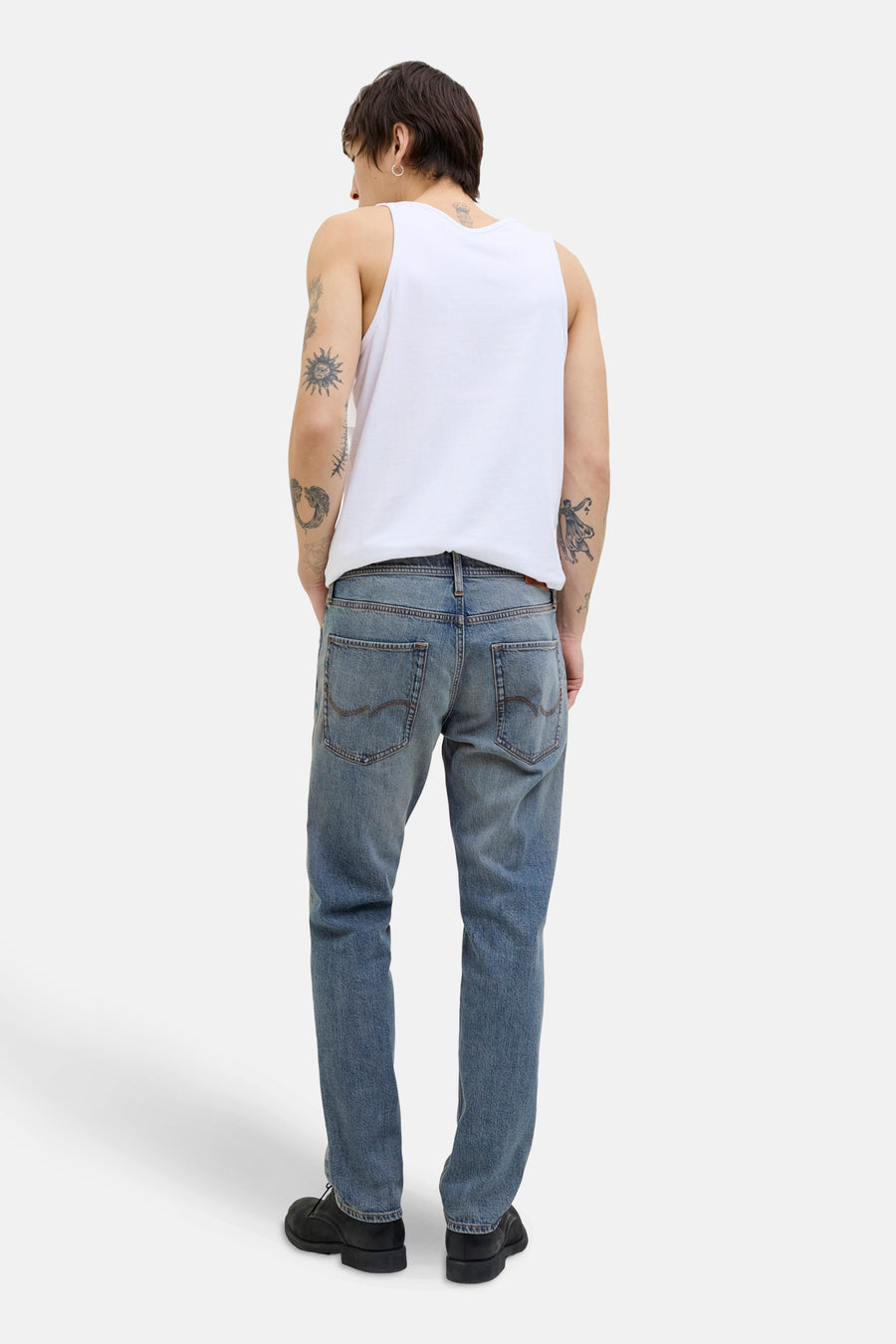 Slim-fit jeans in medium blue denim from JACK & JONES JEANS INTELLIGENCE, with contrast stitching.