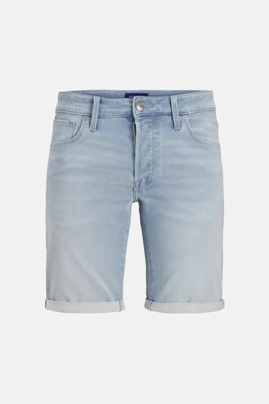 Short en jeans bleu délavé de JACK & JONES avec ourlets retroussés et bouton de braguette.