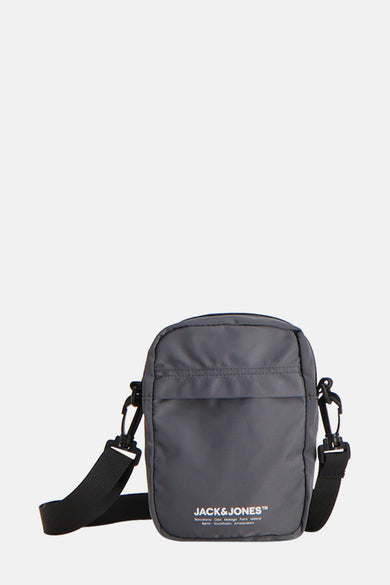 Grijze schoudertas van ACCESSORIES BY JACK & JONES met mesh-textuur en verstelbare schouderriem.