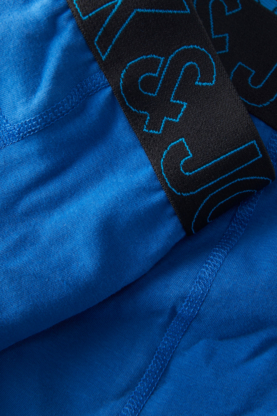 Boxer bleu van ACCESSORIES BY JACK & JONES, avec ceinture noire élastique et logo bleu.