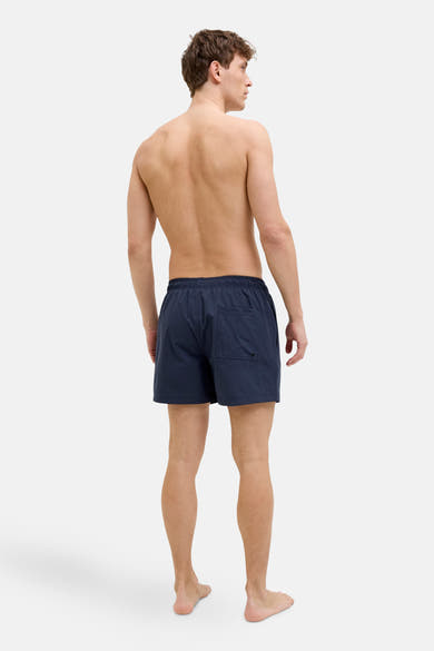 Short de bain bleu marine de JACK & JONES JEANS INTELLIGENCE, porté, vue arrière.