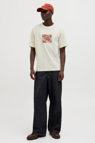 T-shirt beige met korte mouwen van ORIGINALS BY JACK & JONES met rood bloemenmotief op het voorste.