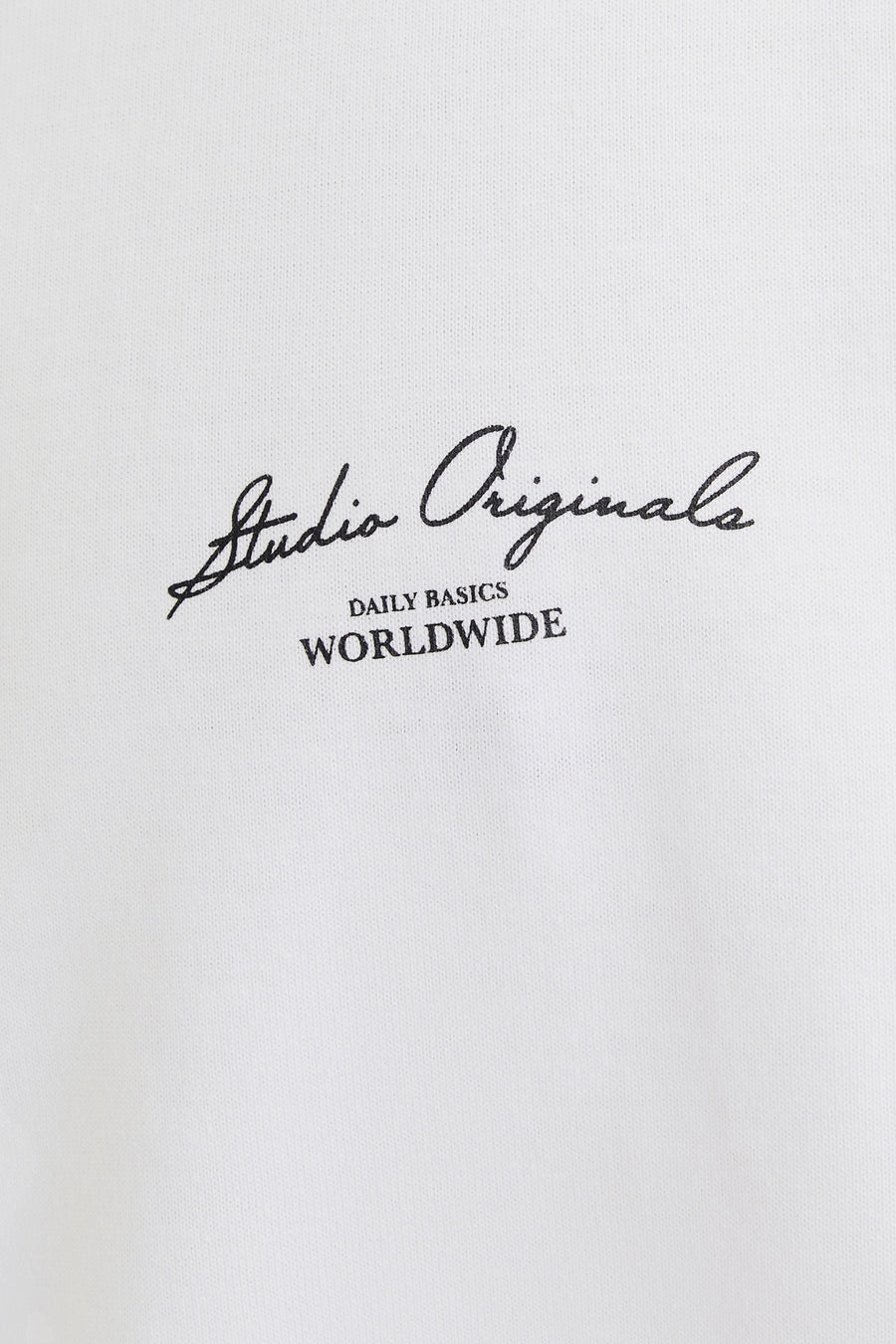 Wit T-shirt met korte mouwen van Originals by Jack & Jones met een zwarte tekstprint.