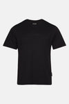 Zwart T-shirt met korte mouwen van Jack & Jones met ton-sur-ton logo op de voorkant.