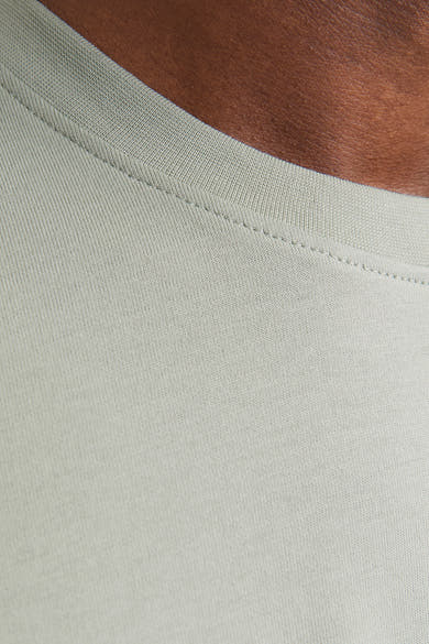 Groen T-shirt met korte mouwen van JACK & JONES, met ronde hals en gebreide textuur.