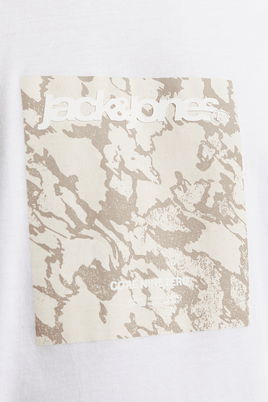 Wit T-shirt met korte mouwen van ORIGINALS BY JACK & JONES met beige camouflageprint.