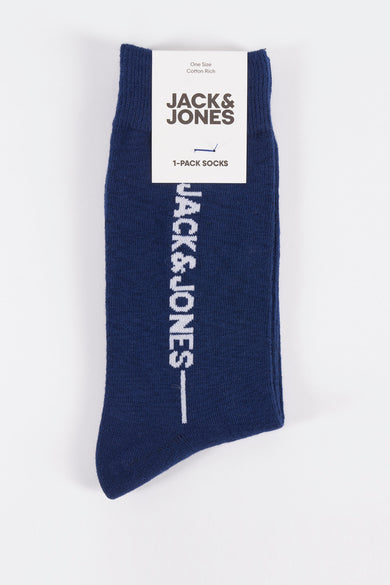Blauwe sok van ACCESSORIES BY JACK & JONES met verticaal wit logo.