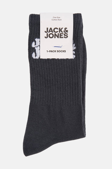 Chaussettes noires en coton mélangé de ACCESSORIES BY JACK & JONES, avec logo blanc sur le dessus.