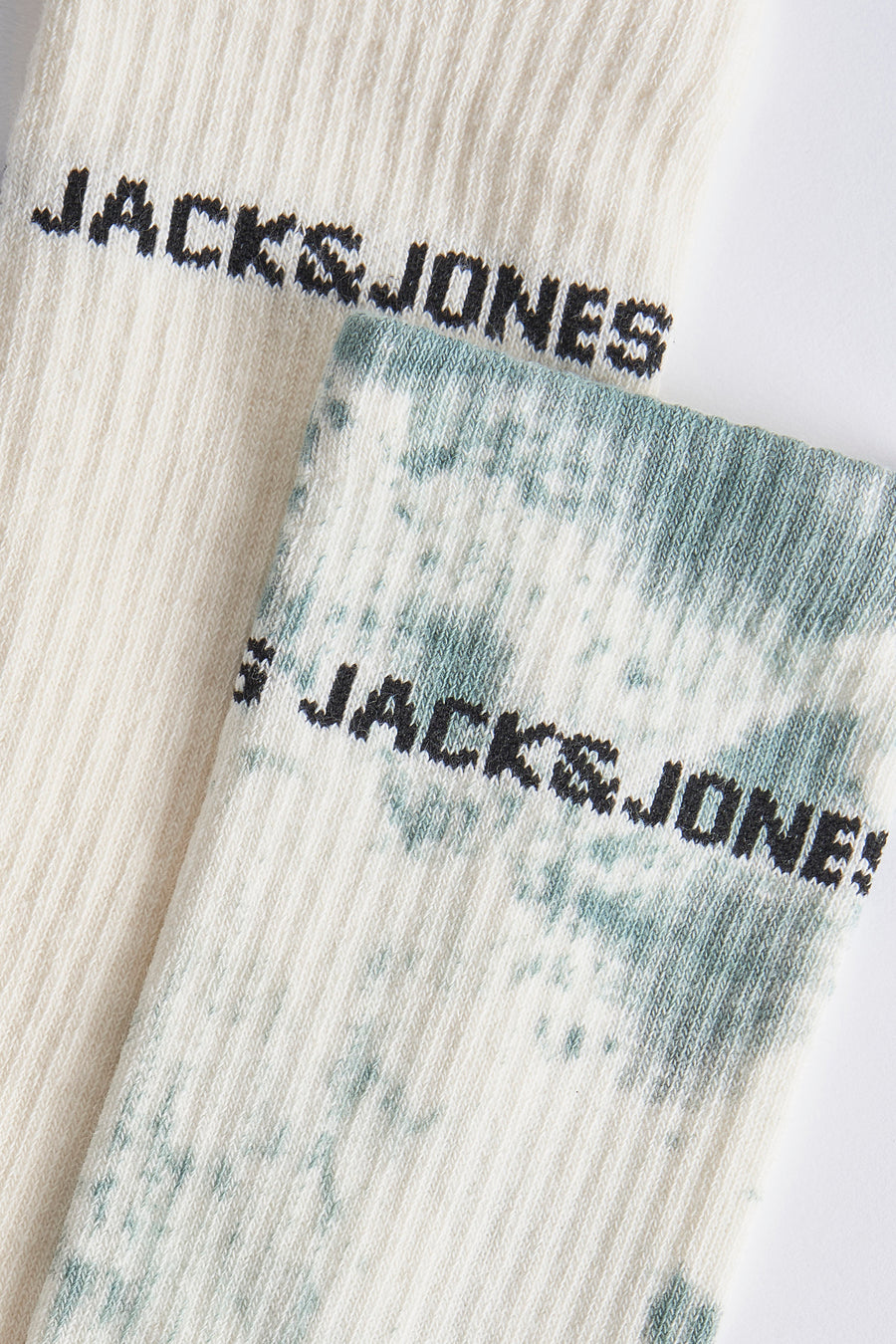 Paire de chaussettes multicolores par ACCESSORIES BY JACK & JONES, avec un motif tie-dye délavé.