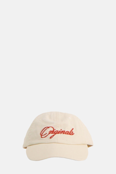 Ecru pet met rode "Originals" borduursel op de voorkant van ACCESSORIES BY JACK & JONES.
