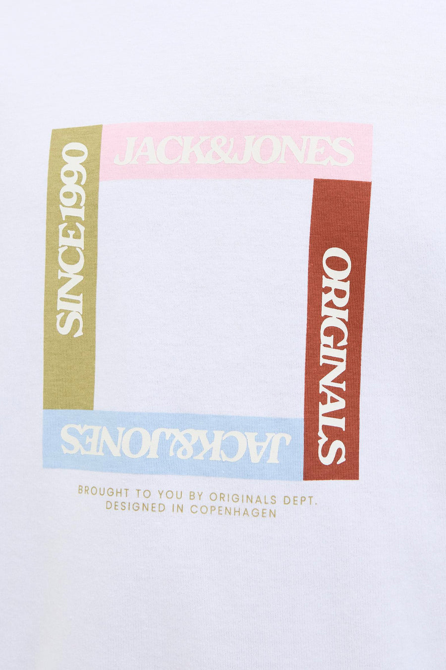 T-shirt à manches courtes blanc par ORIGINALS BY JACK & JONES, imprimé carré multicolore.
