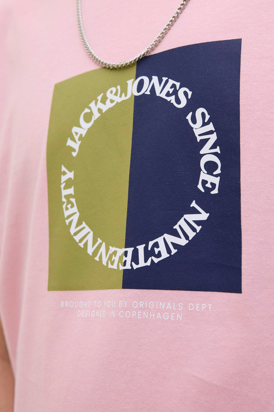 Roze T-shirt met korte mouwen van Originals by Jack & Jones met een grafische print op de voorkant.