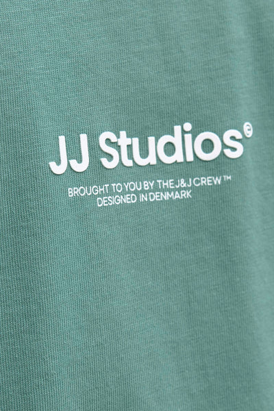 Blauw T-shirt met korte mouwen van JACK & JONES, met een witte logoprint.