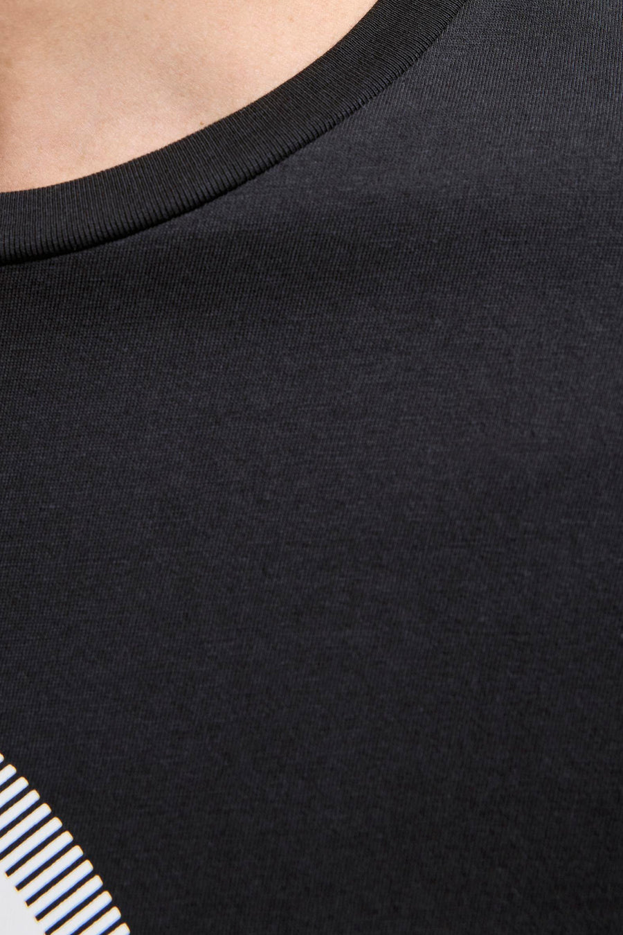 Zwart T-shirt met korte mouwen van ORIGINALS BY JACK & JONES met ronde hals en getextureerde stof.
