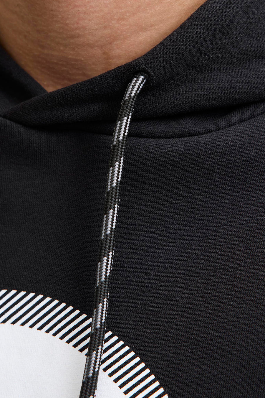 Zwarte hoodie van ORIGINALS BY JACK & JONES met tweekleurig gevlochten trekkoord.