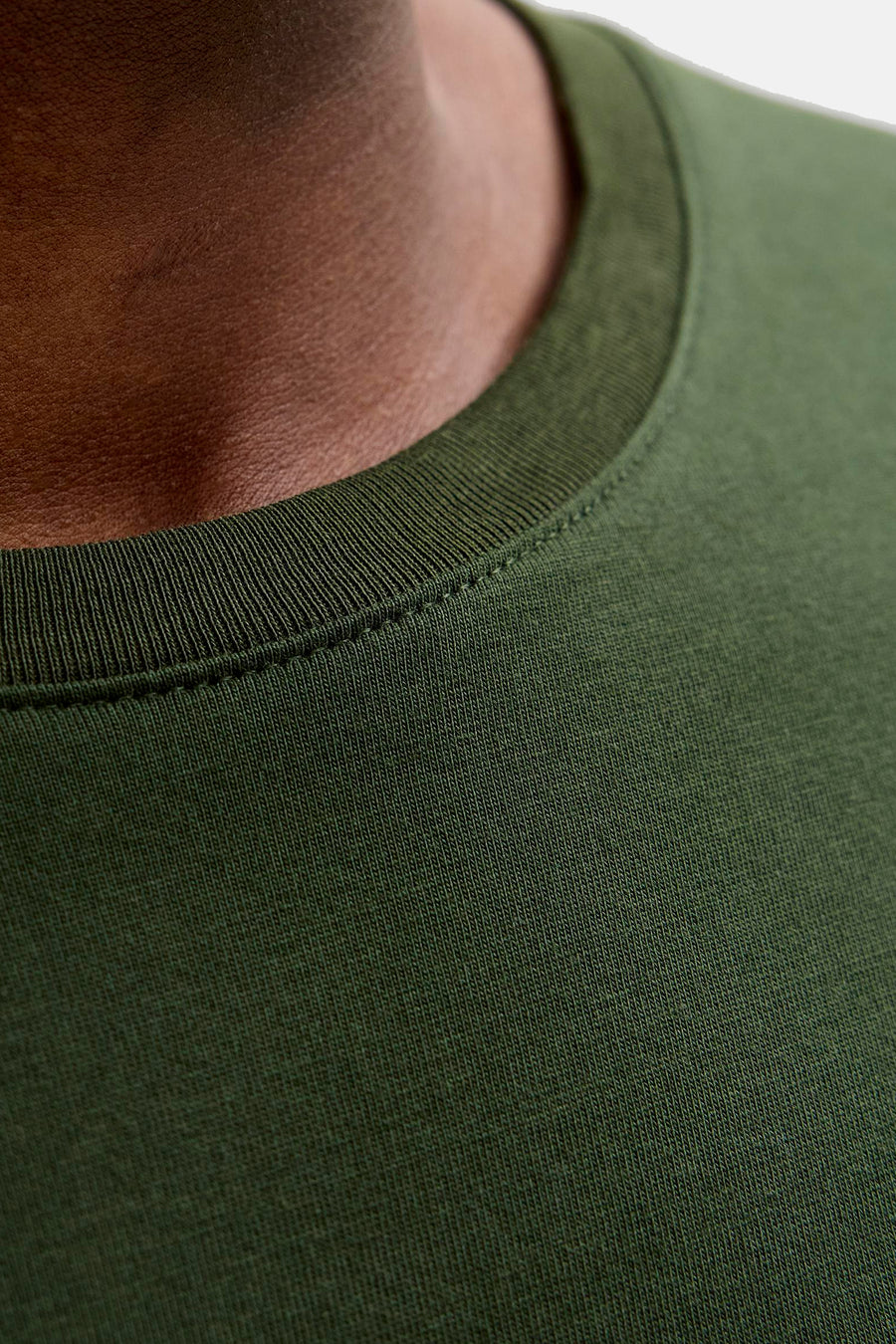 T-shirt vert à manches courtes par ORIGINALS BY JACK & JONES, col rond ras du cou.