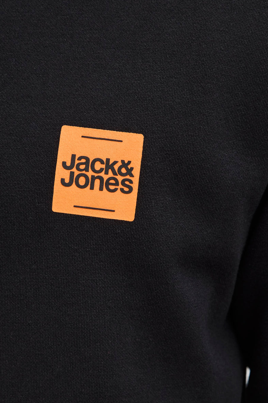Sweat noir à col rond de ORIGINALS BY JACK & JONES, avec logo carré orange sur le devant.