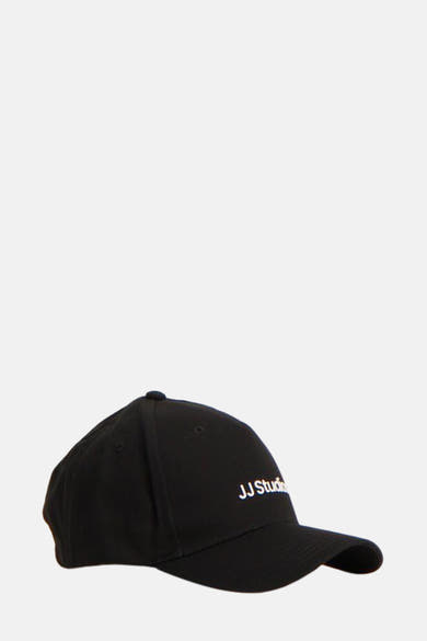 Casquette noire de ACCESSORIES BY JACK & JONES avec logo blanc sur le côté.