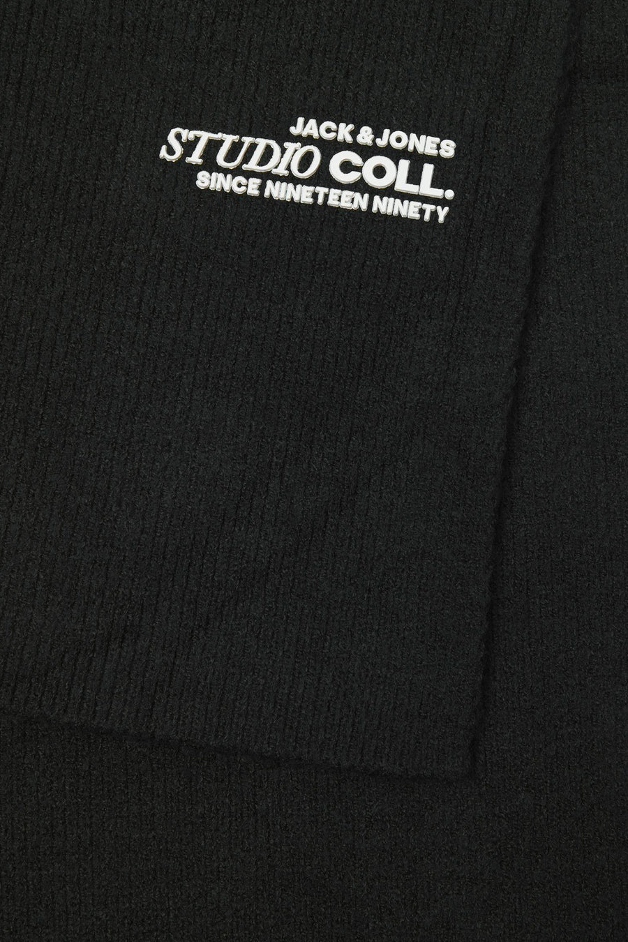 Écharpe noire en maille d'ACCESSORIES BY JACK & JONES, avec logo imprimé.