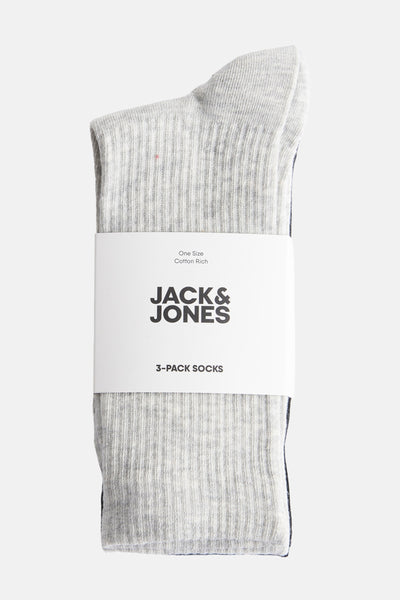Pack de trois paires de chaussettes grises côtelées d'ACCESSORIES BY JACK & JONES, présentées pliées avec étiquette.