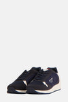 Baskets bleues de ACCESSORIES BY JACK & JONES avec lacets et semelle blanche.