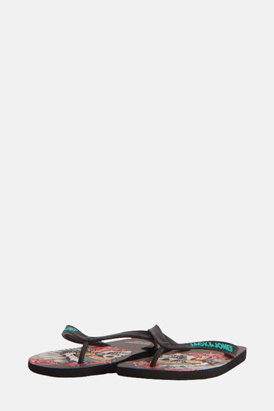 Tongs noires de ACCESSORIES BY JACK & JONES, avec imprimé floral et inscription turquoise sur la bride.