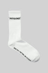 Witte sok van ACCESSORIES BY JACK & JONES, met zwarte opdruk "JACK&JONES" en tekst op de voet.