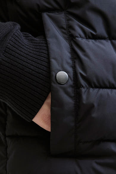 Blauwe jas van PREMIUM by JACK & JONES met één knoop, één zak en een geribde gebreide mouw.