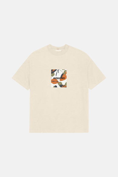 Gele T-shirt met korte mouwen van Originals by Jack & Jones met abstract patroon op de voorkant.