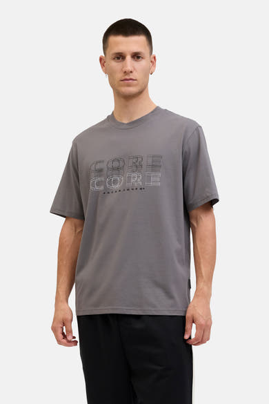 Grijs T-shirt met korte mouwen van JACK & JONES, met "CORE" grafische print op de voorkant.
