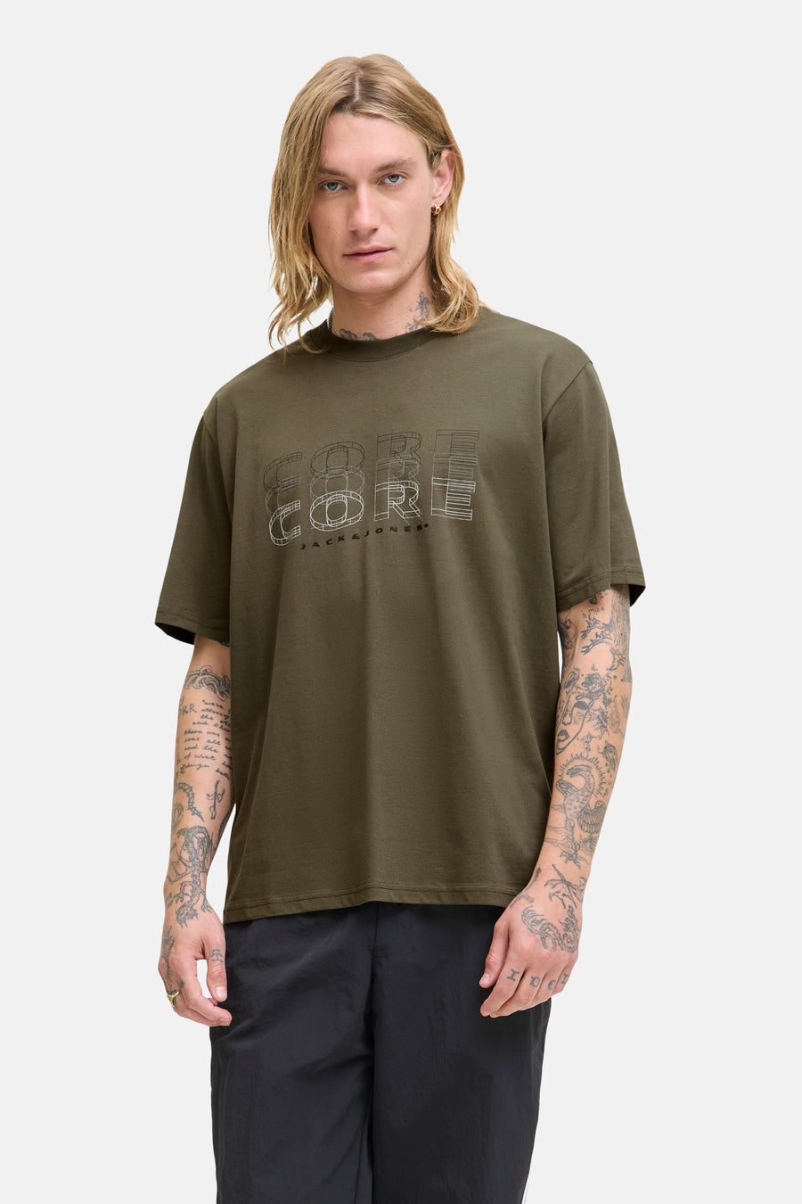 Groen T-shirt met korte mouwen van JACK & JONES, versierd met een decoratieve print op de voorkant.