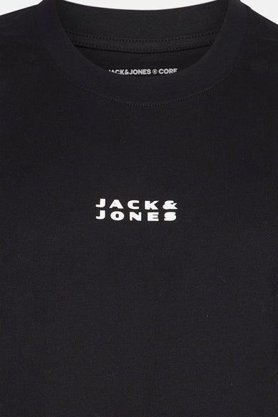 T-shirt noir à manches courtes de Jack & Jones, avec logo centré sur la poitrine.