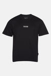 JCOSTANCE MINIMAL TEXT TEE SS CREW NECK