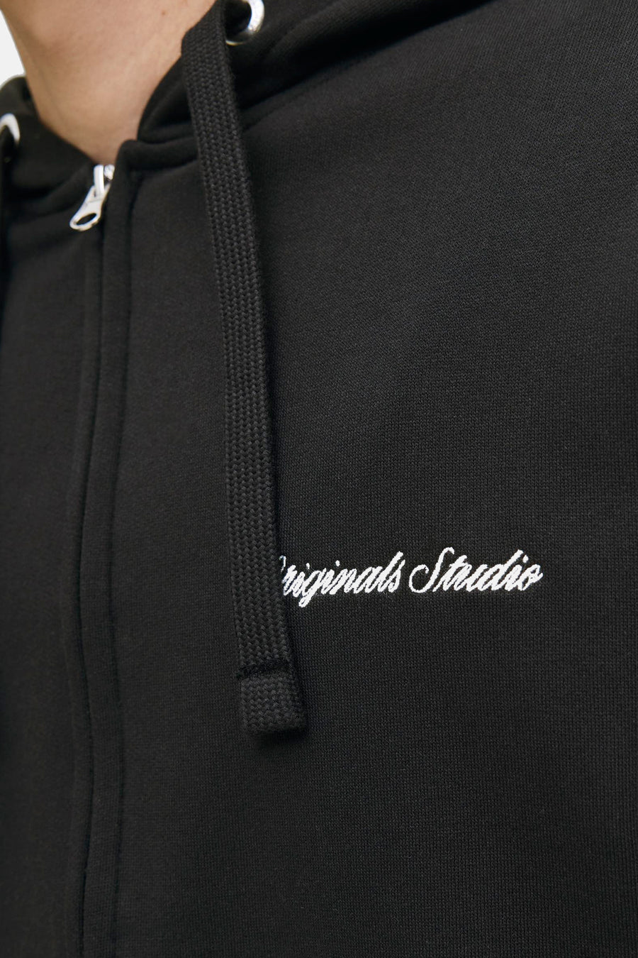 Zwarte rits-sweatshirt van PREMIUM by JACK & JONES met capuchon met trekkoord en geborduurd logo.