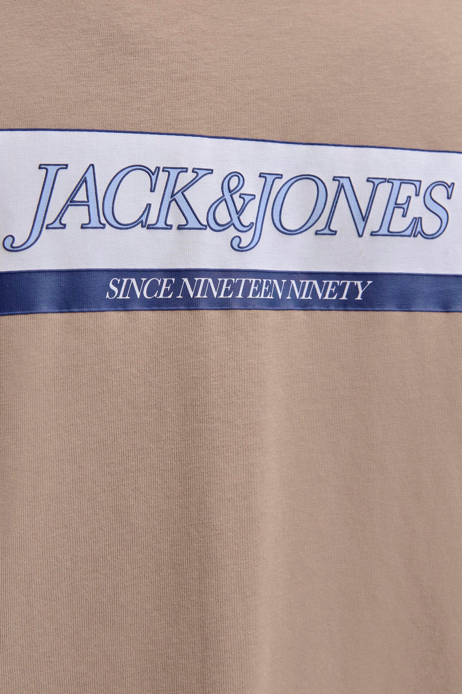 Beige T-shirt met korte mouwen van ORIGINALS BY JACK & JONES met opdruk van een logo en decoratieve strepen.