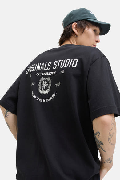 Zwart T-shirt met korte mouwen van PREMIUM by JACK & JONES met grafische print op de rug.