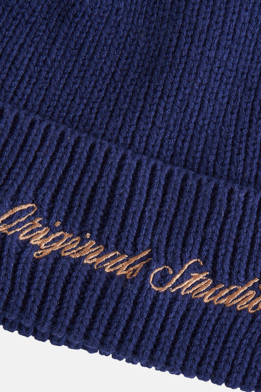 Bonnet bleu en maille, de Accessories by Jack & Jones, avec broderie ton sur ton.