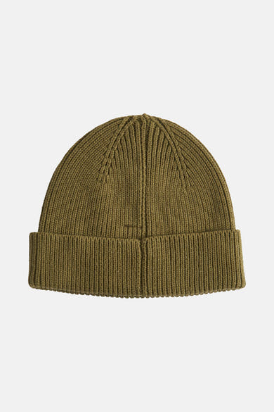 Bonnet vert par ACCESSORIES BY JACK & JONES en tricot côtelé avec bordure retournée.