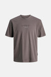 Grijs T-shirt met korte mouwen van JACK & JONES, met toon-op-toon logo op de voorkant.