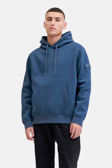 Marineblauwe hoodie van JACK & JONES, met trekkoord en kangoeroezak.